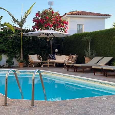 Marinea Beach Villas Klorakas Exterior photo