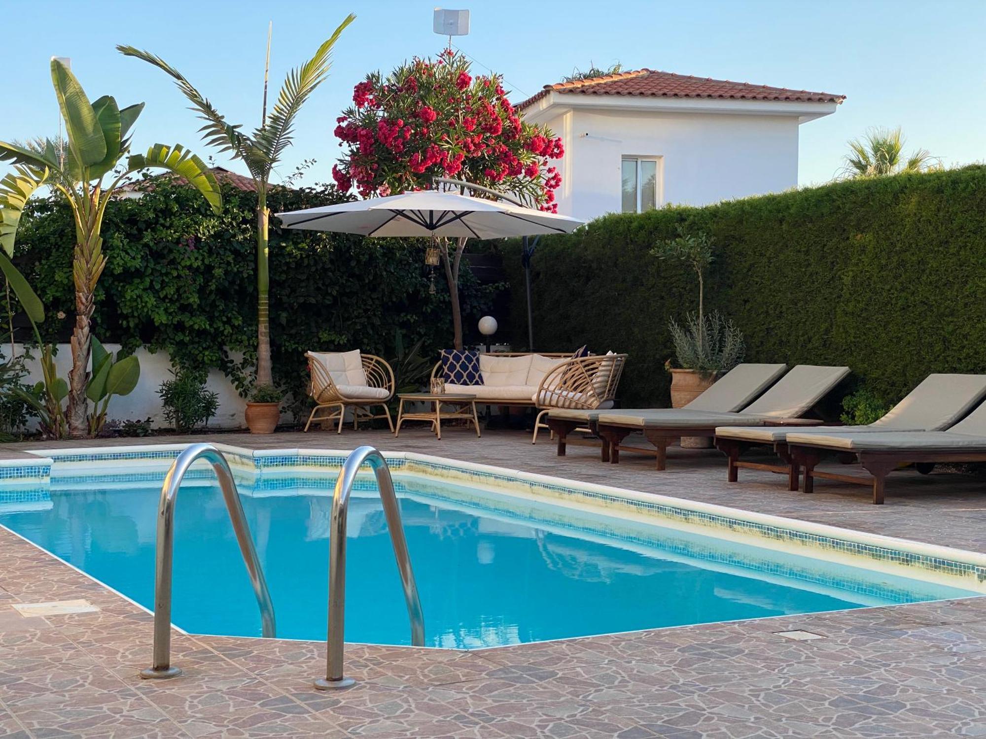 Marinea Beach Villas Klorakas Exterior photo
