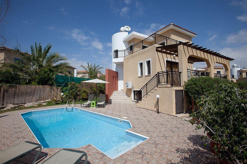 Marinea Beach Villas Klorakas Exterior photo