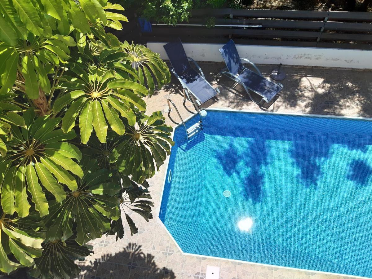 Marinea Beach Villas Klorakas Exterior photo